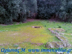 Αίθουσα με δάπεδο από Κεράμους - Ωρίωνας Μ (Τετράγωνο Περιστύλιο, Ακαδημία Πλάτωνος)